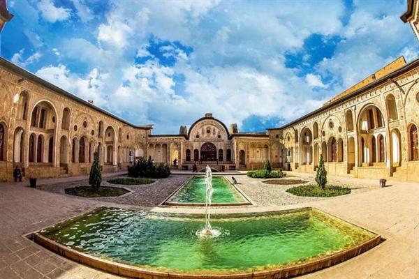 آتش سوزی آسیبی به خانه تاریخی طباطبایی کاشان وارد نکرده است، بناهای تاریخی اصفهان در برابر آتش سوزی ایمن سازی شده اند آتش سوزی آسیبی به خانه تاریخی طباطبایی کاشان وارد نکرده است، بناهای تاریخی اصفهان در برابر آتش سوزی ایمن سازی گردیده اند