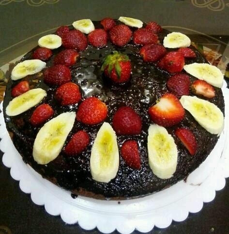 طرز تهیه کیک میوه ای با شکلات