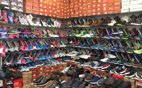 راهنمای خرید کفش در تایلند: از قیمت کتونی های نایک و آدیداس تا بازارهای عمده فروشی